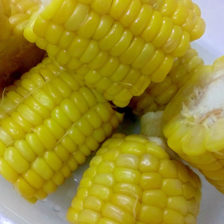 とうもろこしは皮付きのままレンジでチン!!